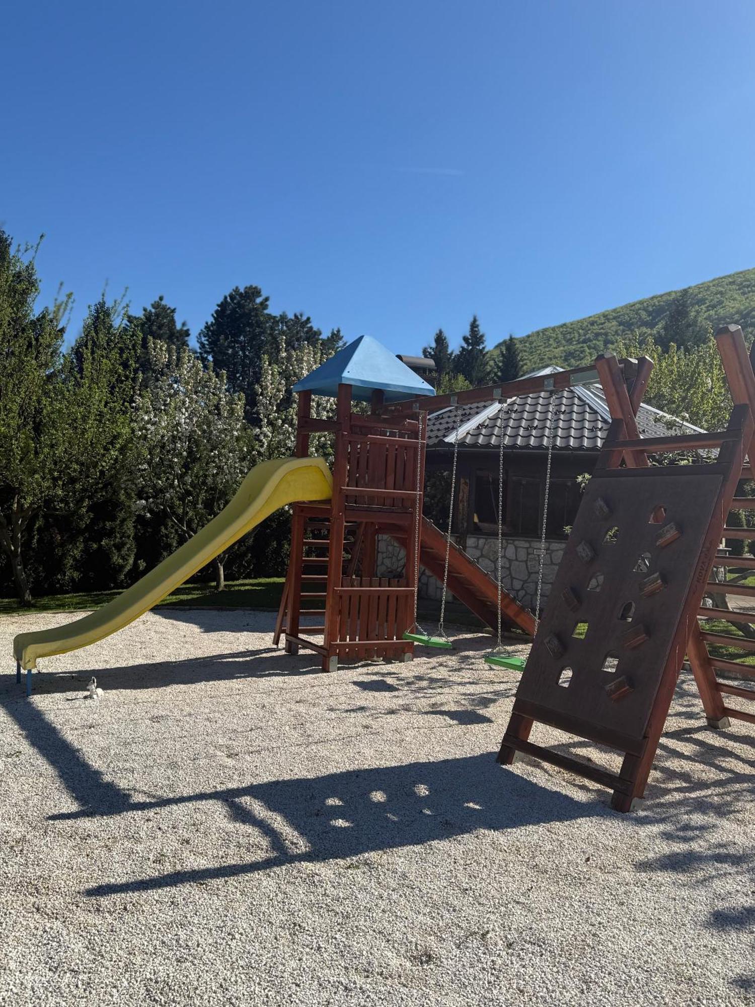 Plitvice Pension Perisic Korenica Εξωτερικό φωτογραφία